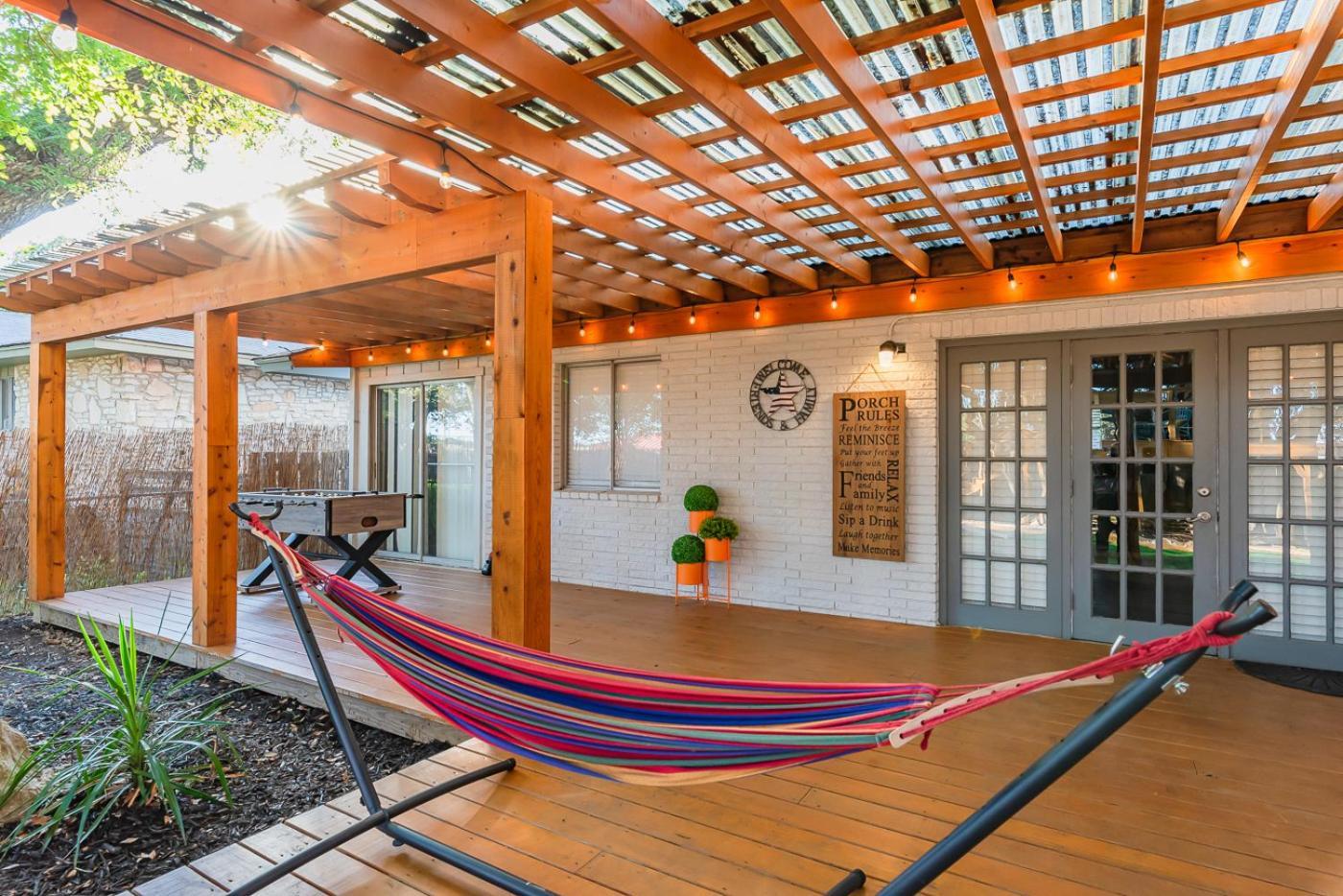 Luxurious Home With Hot Tub & Tree Deck By 6Flags San Antonio Exteriör bild