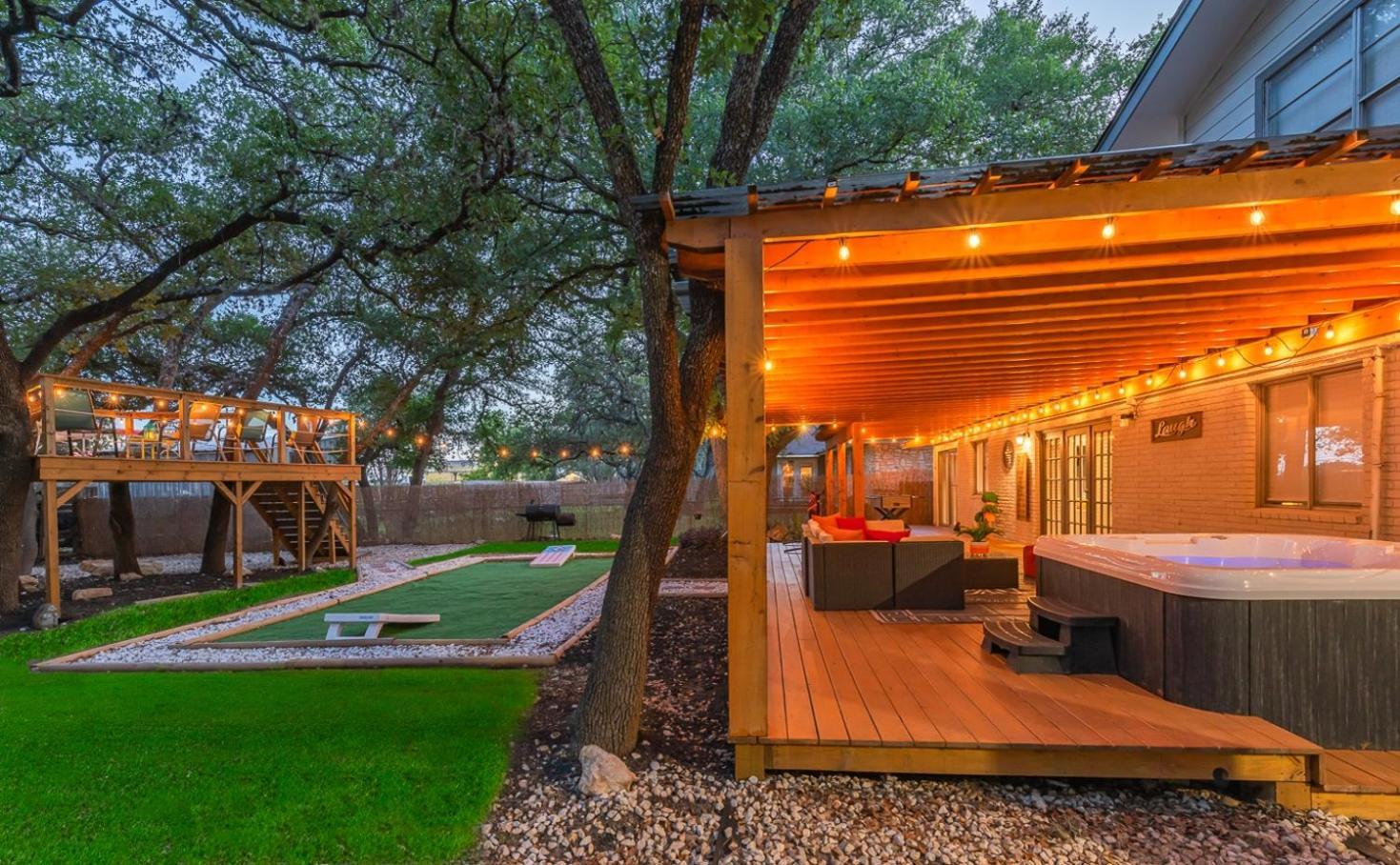 Luxurious Home With Hot Tub & Tree Deck By 6Flags San Antonio Exteriör bild